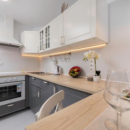Apartment Gaviota Krk 크르크 외부 사진