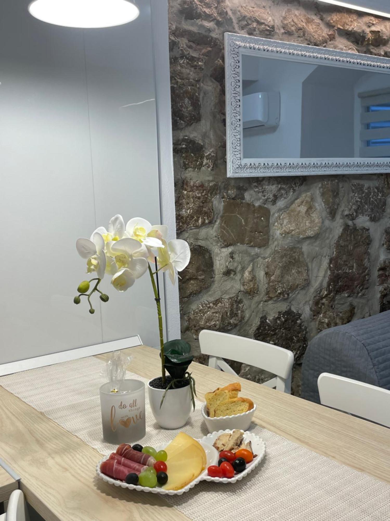 Apartment Gaviota Krk 크르크 외부 사진